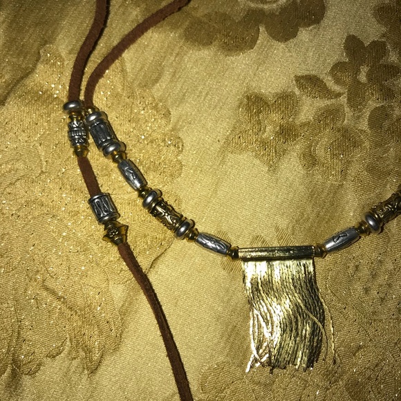 Elise M Taj Mahal Double layer Agate necklace - Picture 5 of 8